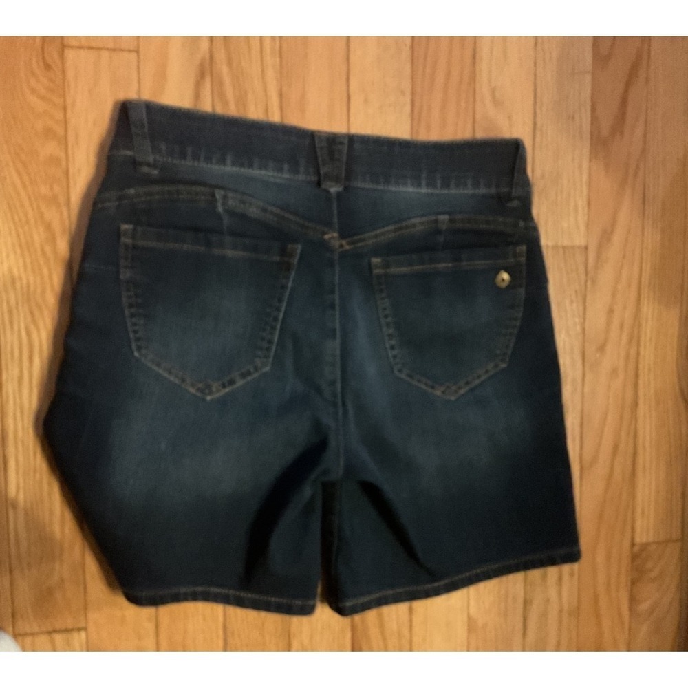 Democracy Women's Blue Denim  Shorts Size 2 Regular Stretch Pockets T54-10 - Picture 3 of 3